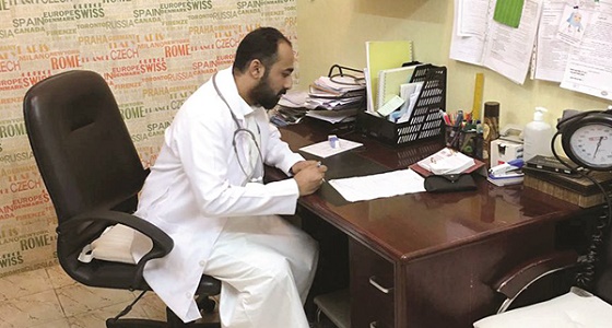 شرطة جدة تفرج عن الصحفي المنتحل شخصية طبيب