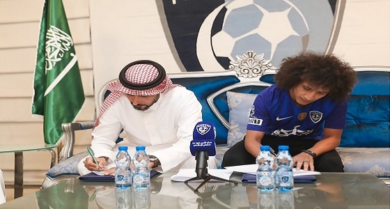 بالفيديو.. بعد غياب 18 عام عودة عموري لأحضان الهلال رسميًا