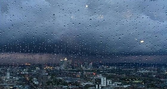 ” الأرصاد ” تحذر من أمطار رعدية ورياح سطحية على منطقتين