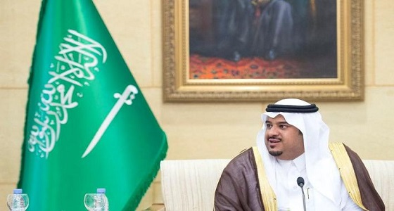 أمير الرياض بالنيابة يقدم العزاء في وفاة حجاب بن نحيت ” رحمه الله “