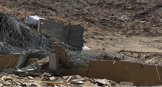 إزالة ” عمارتين ” بدون صكوك شرعية بوادي جليل في مكة المكرمة
