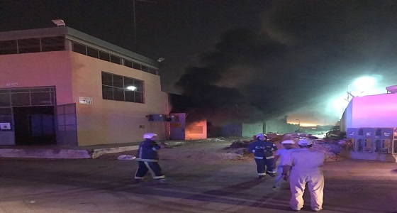 بالصور.. حريق في محطة كهرباء بحي الخليج وانقطاع الكهرباء