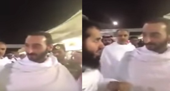 بالفيديو.. مواطن يستوقف نائب أمير مكة ويتحدث معه