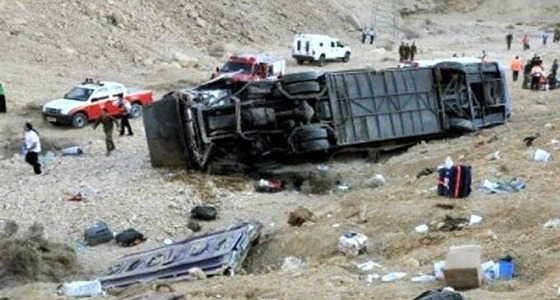 مصرع وإصابة العشرات في حادث سير مروع بمصر