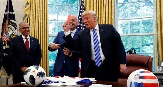 ترامب يستقبل رئيس الفيفا بالبيت الأبيض لمشاروات كأس العالم 2026