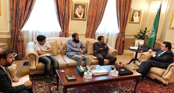 تفاصيل اللقاء بين سفير خادم الحرمين في لندن وشقيق الإعلامي فهد الفهيد