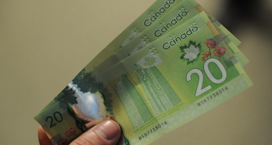 بعد تدخل كندا في شؤون المملكة.. العملة الكندية تبدأ معاناتها