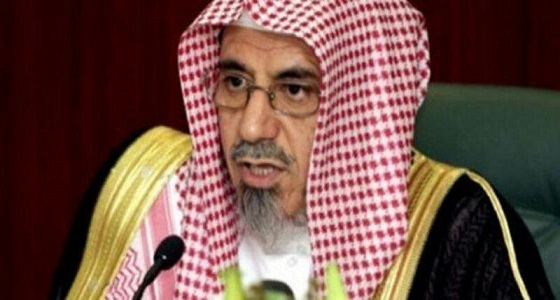 بالفيديو: ” بن حميد ” يحذر من بيع العباءات المزخرفة.. ويكشف عن شروط الحجاب