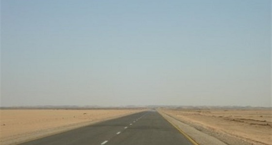 حادث مروري لحافلة تقل حجاجا يمنيين على طريق العبر