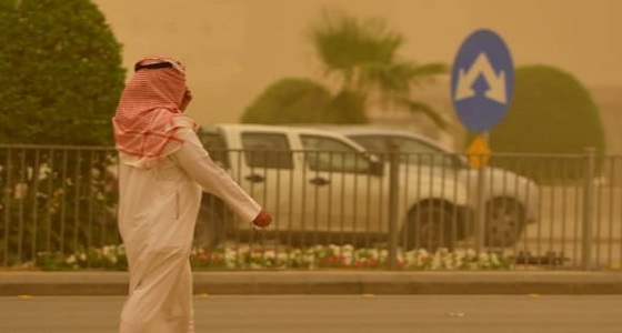” الإنذار المبكر ” يحذر سكان منطقتين من الأتربة وانعدام الرؤية