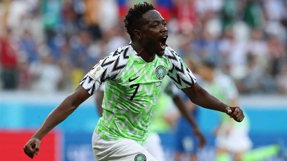 لأول مرة بالمملكة.. النصر يستقبل ” موسي ” بممر شرفي