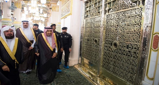 بالصور.. خادم الحرمين الشريفين يزور المسجد النبوي