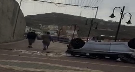 بالصور.. العناية الإلهية تنقذ مرتادي حدائق المشهد بعسير من كارثة