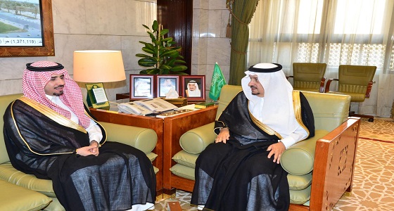 الأمير فيصل بن بندر يستقبل محافظ الغاط الجديد
