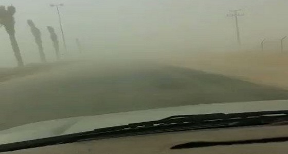 بالفيديو.. غبار كثيف على مدخل ضرما الجنوبي بالرياض