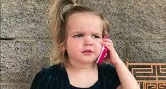 مكالمة طريفة لطفلة تطلب من شركة هدم مدرستها بسبب معلماتها