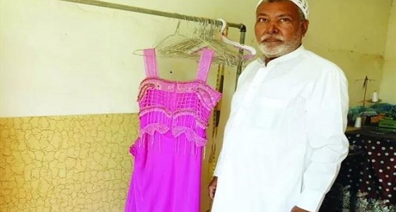 منذ 28 عاما.. خياط مازال يحتفظ بفستان استلمه من كويتية أثناء احتلال بلادها