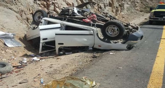 بالصور.. وفاة وإصابة 6 أشخاص في حادث مروري بين بيشة وسبت العلايا