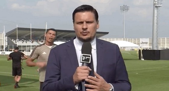 بالفيديو.. رونالدو يسخر من مذيع يوفنتوس بطريقة طريفة