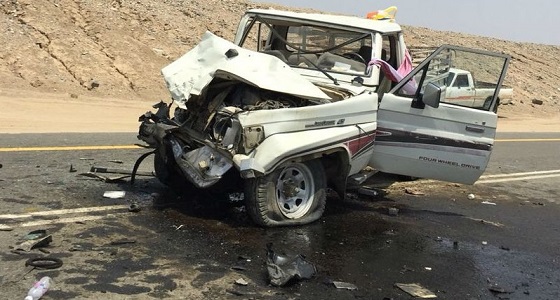 بالصور.. حادث تصادم يسفر عن مصرع وإصابة 4 أشخاص بمركز ” يلملم “