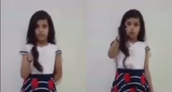 بالفيديو.. طفلة يمنية تقص شعرها وتوجه رسالة لقبائل بلادها