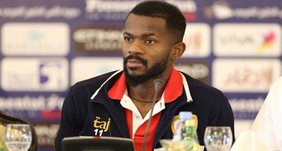 العماني سهيل يتسلم مرتباته المتأخرة من النصر