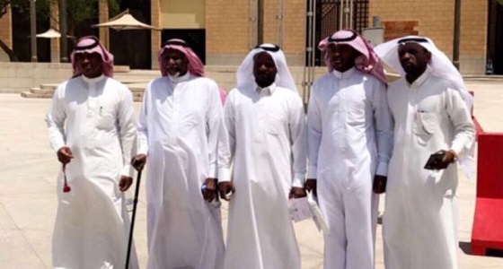 مواطنون يتنازلون عن قاتل أخيهم بدون أي مقابل