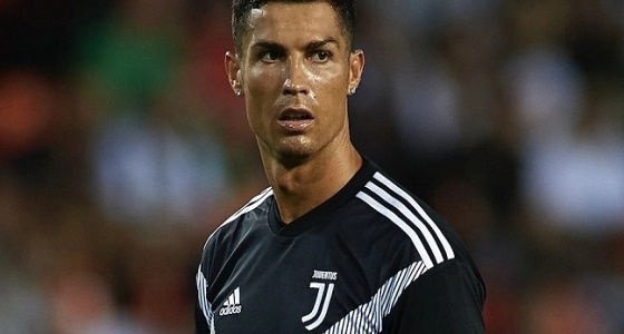 مفاجأة.. سيدة تتهم رونالدو باغتصابها