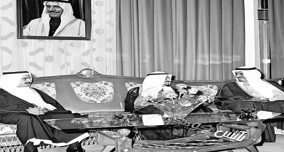صورة تاريخية نادرة للملك سلمان برفقة الشيخ جابر الأحمد قبل 44 عاما