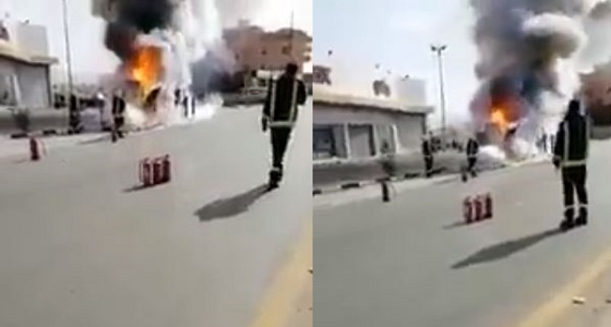 بالفيديو.. حريق في محول كهرباء بنجران