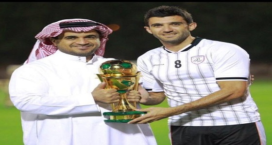 بالصور.. ” كماتشو ومينيجازو ” يدعما البلطان برئاسته الثانية للشباب