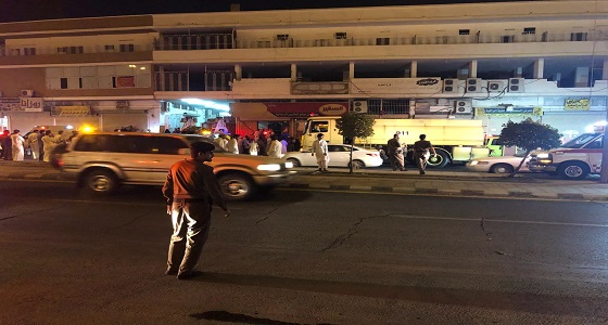 بالصور.. اندلاع حريق في سوق شباب بالحوية شمال الطائف