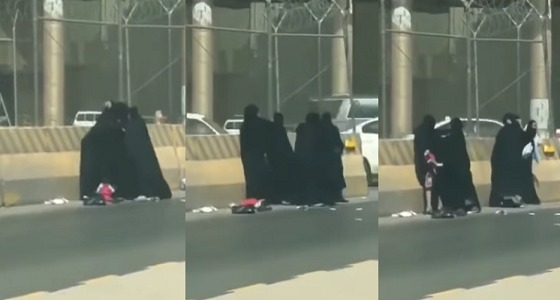 بالفيديو.. مشاجرة عنيفة بين عدد من النساء وسط شارع عام بالرياض