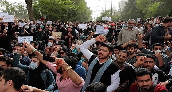 السجن والجلد لمعلمين في إيران بعدما طالبوا بزيادة الأجور