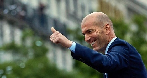 ” زيدان ” يستعد لتولي قيادة مانشستر يونايتد
