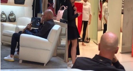 لقطات طريفة لزيدان وهو بانتظار زوجته للانتهاء من التسوق