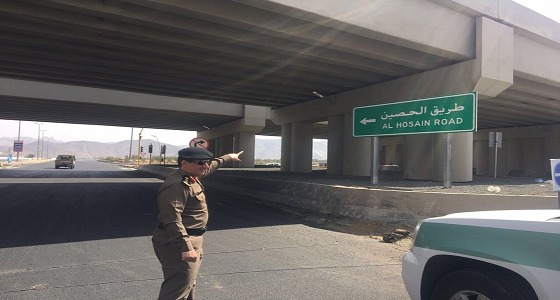 بالصور.. استبدال تقاطع شارع الحصين في نجران بدورانات آمنية