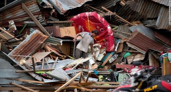 ارتفاع عدد ضحايا زلزال وتسونامي إندونيسيا إلى 832 شخصا