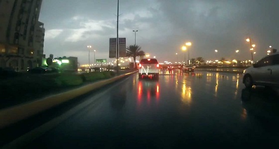 أمطار على مركزي القليبة والمعظم بمنطقة تبوك