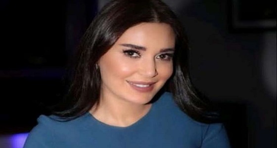سيرين عبدالنور تفاجئ جمهورها بإطلالة جديدة
