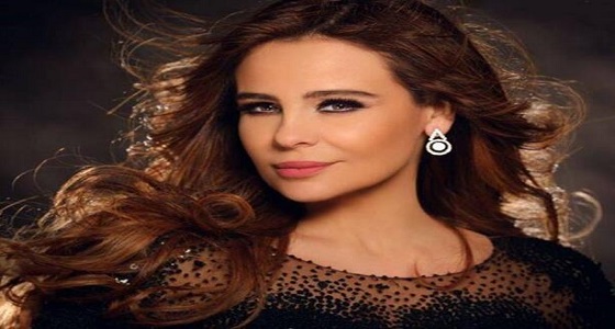 كارول سماحة تعلن عن مفاجأة لجمهورها اللبناني