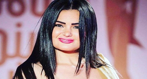 صاحب محل ملابس يثير دهشة سما المصري بسبب ” بلوزة ” .. وهذا رد فعلها