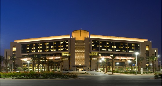 مستشفى الملك عبدالله الجامعي يوفر وظائف صحية وإدارية شاغرة