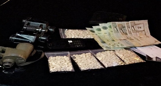 القبض على شخص بحوزته 1000 حبة كبتاجون في وادي الدواسر