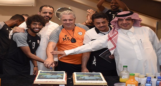 بالصور.. الشباب يحتفل بعقد قران اللاعب ” عبد المجيد الصليهم “