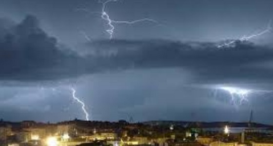 الأرصاد تحذر من استمرار هطول الأمطار على مكة المكرمة