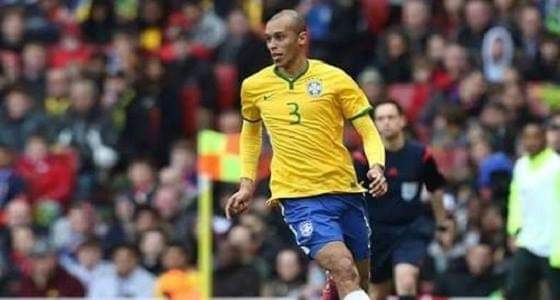 الهلال يخطط للتعاقد مع ميراندا في الميركاتو الشتوي