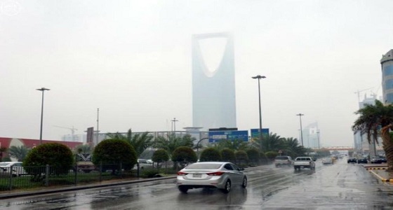 مدني الرياض ينبه بأخذ الحيطة والحذر من التقلبات الجوية