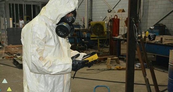 إصابة شخص إثر وميض لحظي داخل شركة بجدة