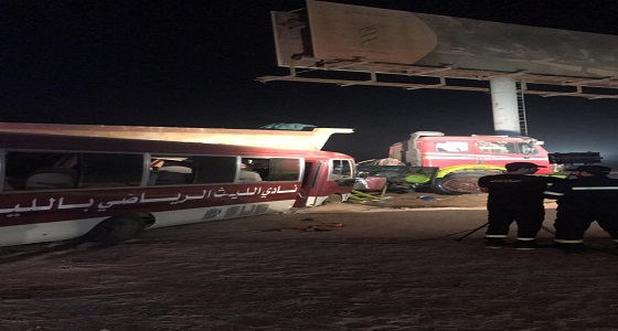 9 إصابات في حادث تصادم بخط الساحل